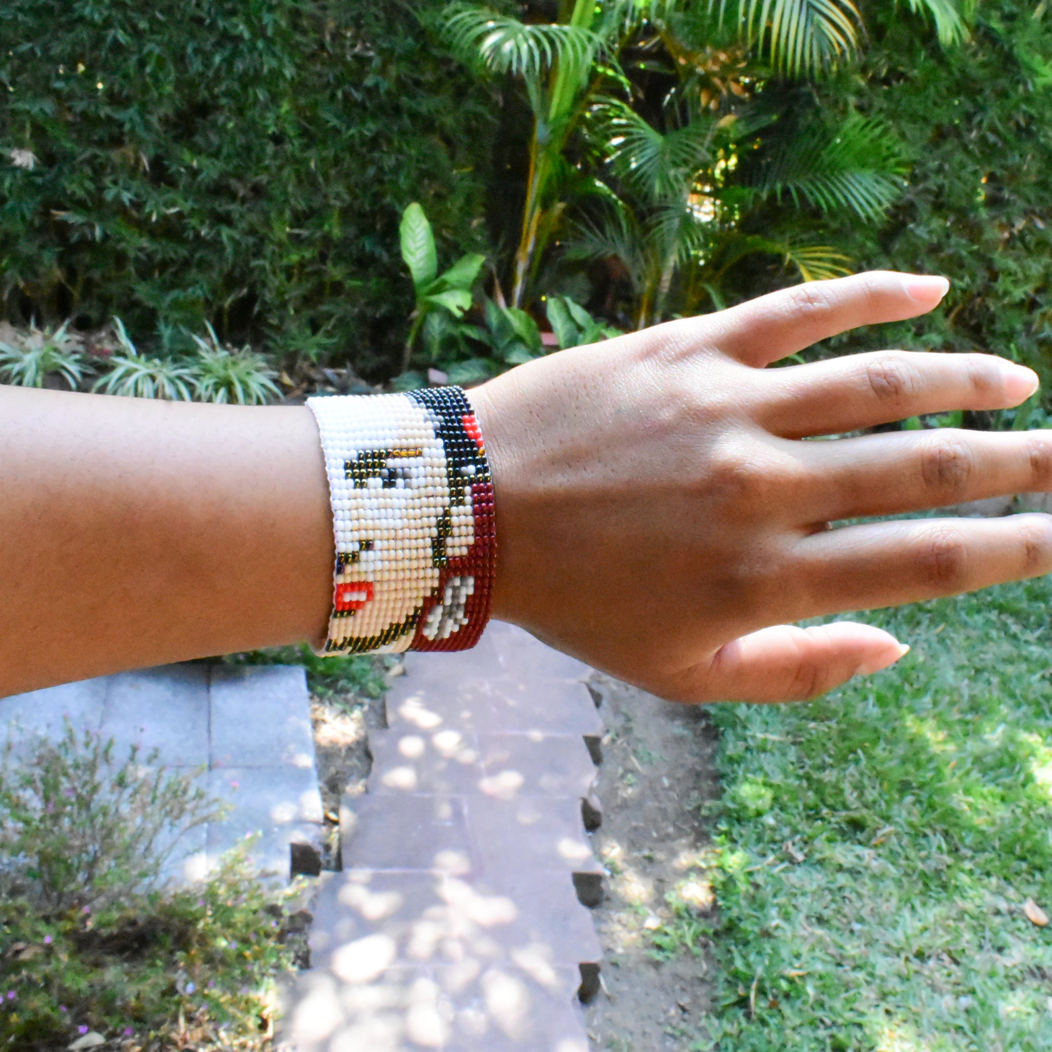Frida kahlo beaded bracelet hotsell